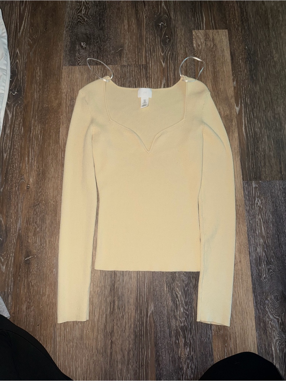 H&M Ribbed Scoop-Neck Long Sleeve Top in Pale Yellow